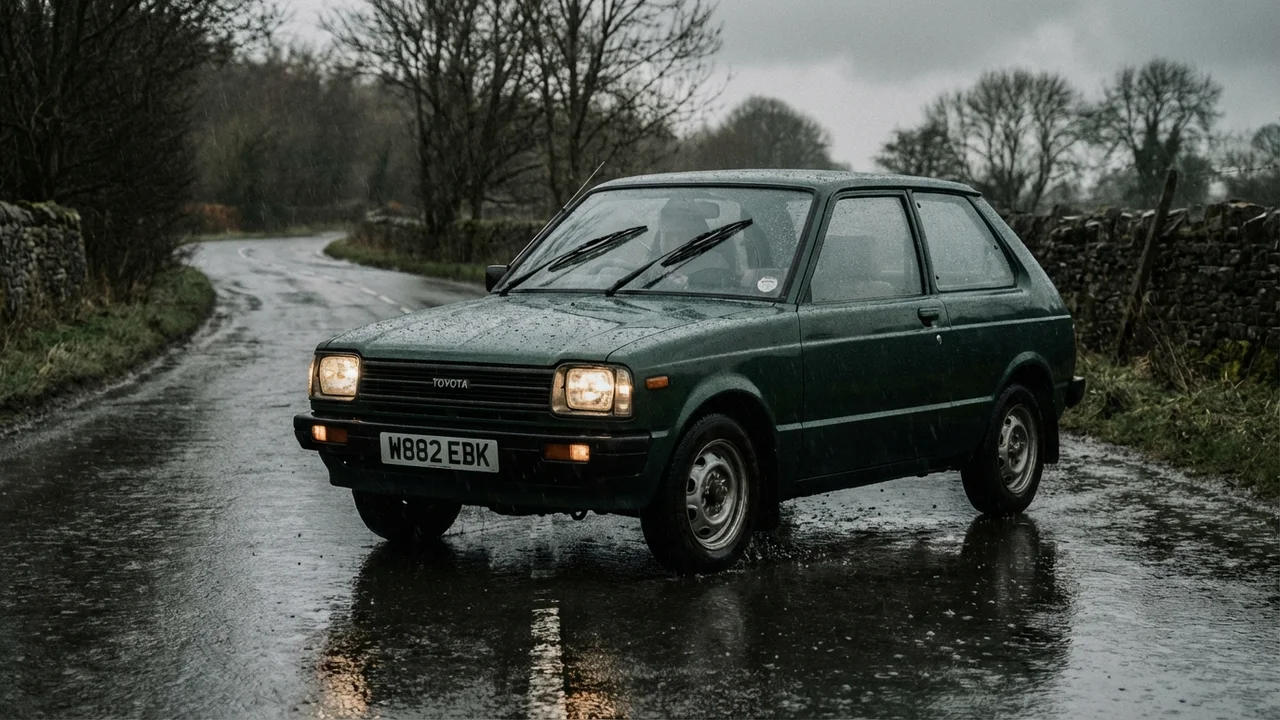 Toyota Starlet Wiper Blades - 1